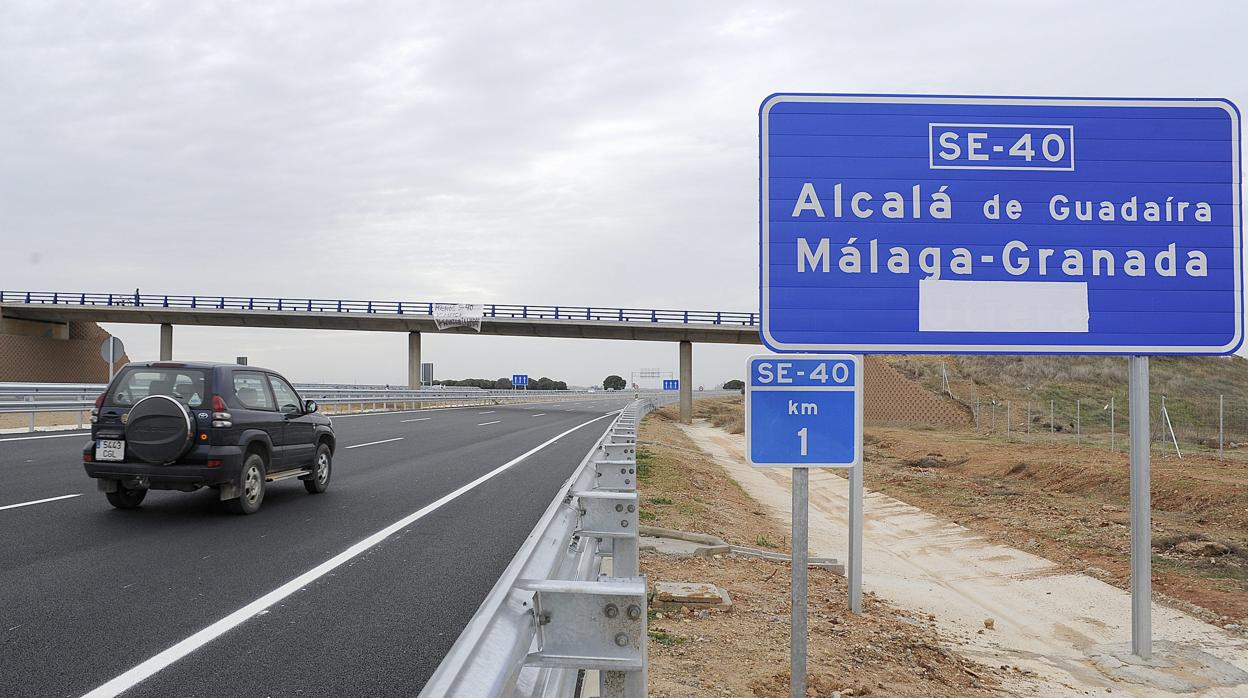 El primer tramo de la SE-40 que se puso en servicio