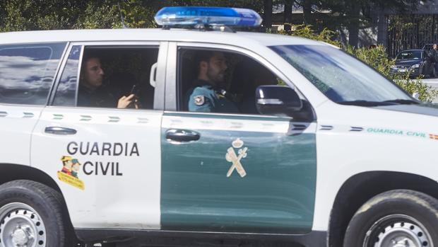 A prisión tres jóvenes por pegar a un hombre tras concertar una cita sexual en Sevilla