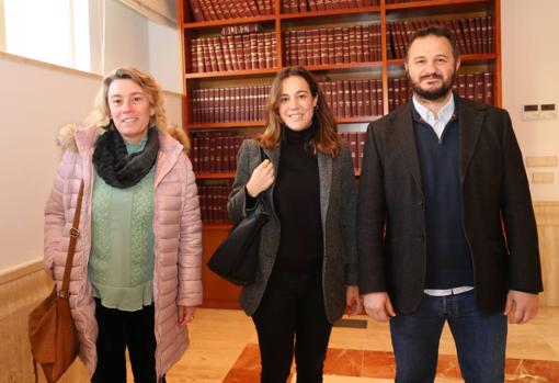 Francisca Macías, Manuela Díaz y Manuel Pérez