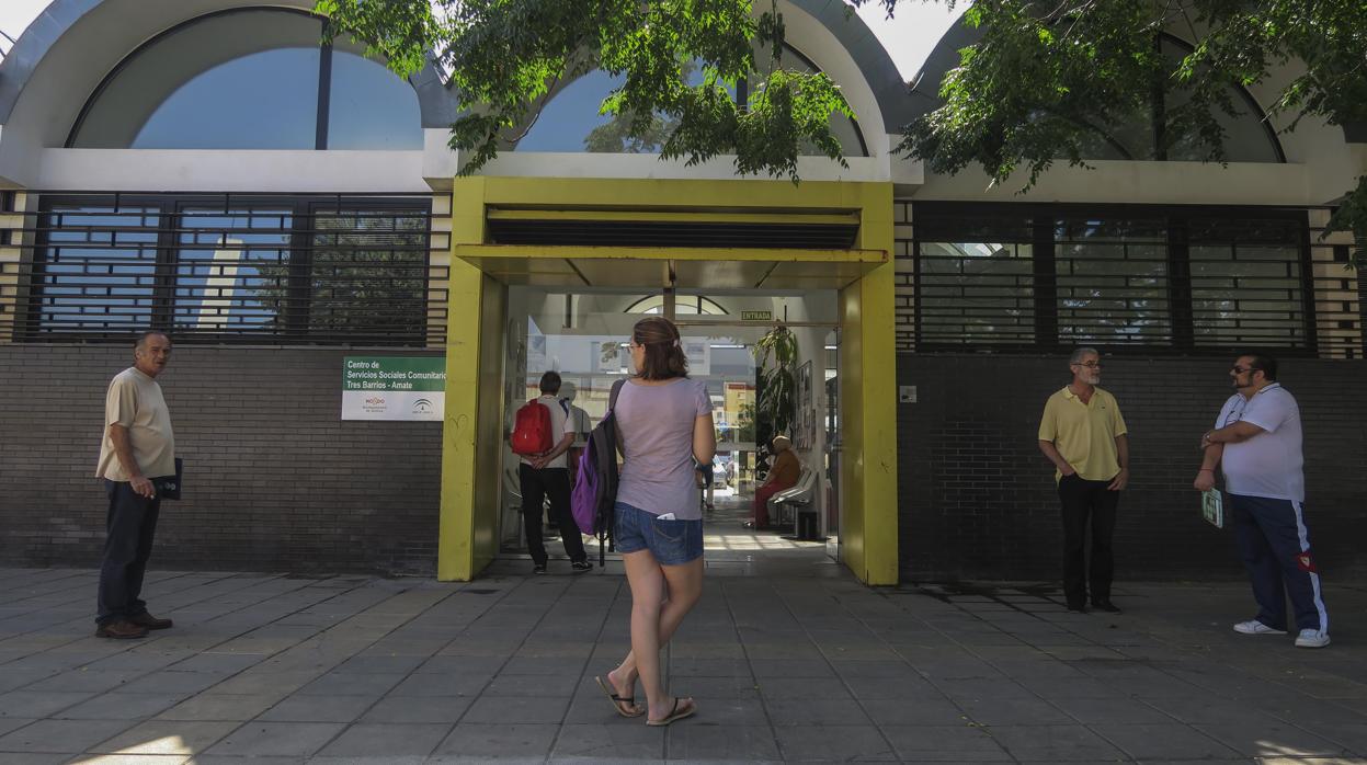 Centro de Servicios Sociales del Ayuntamiento de Sevilla en Tres Barrios-Amate