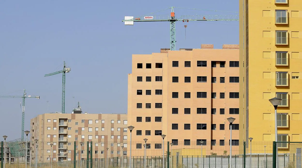 Construcción de bloques de pisos en la capital andaluza