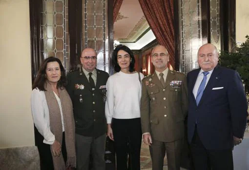 Ada Bernal Martínez, Teniente Coronel Gil, Carmen Ponce Grass, Enrique Villadeamigo y Amador Luque
