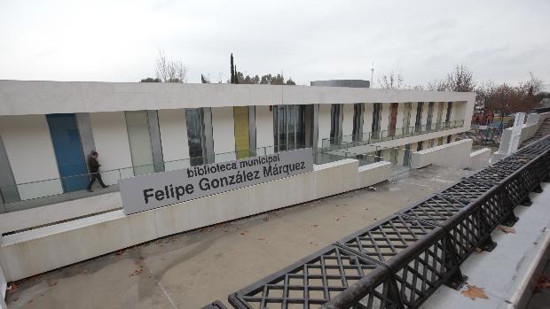 Las bibliotecas municipales de Sevilla cierran por la tarde por falta de personal