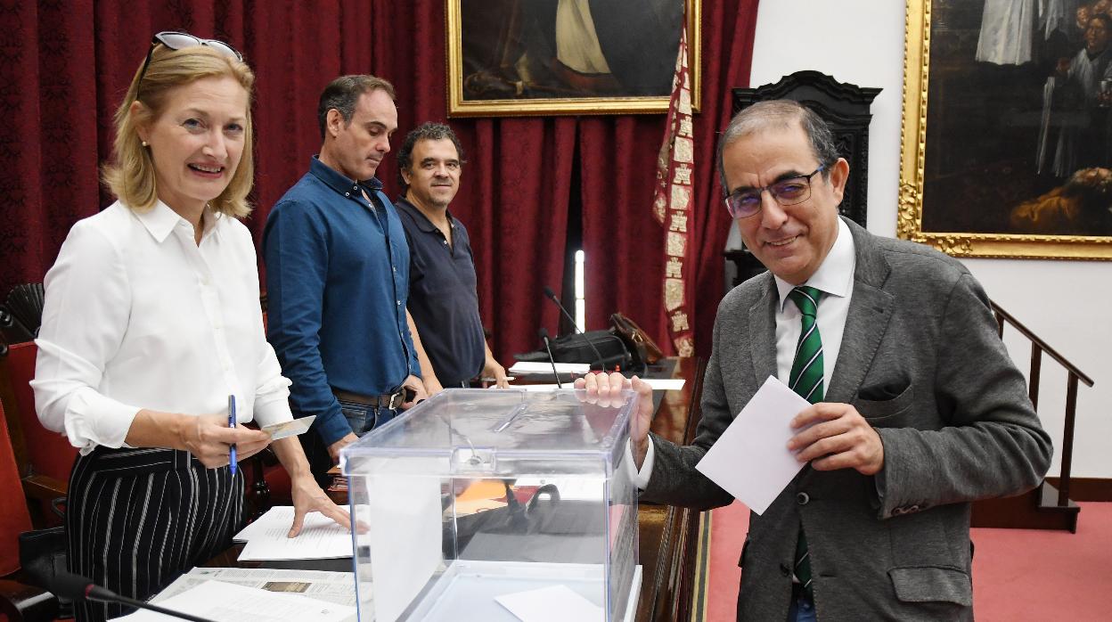 Votaciones del claustro