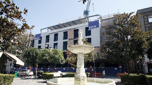 Turismo en Sevilla: Paralizadas las obras del hotel de la plaza de la Magdalena