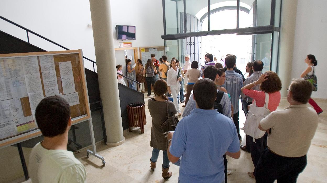 Estudiantes en la Universidad de Sevilla