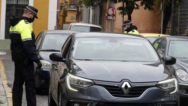 Las primeras denuncias por incumplir el estado de alarma que llegan a domicilios de sevillanos