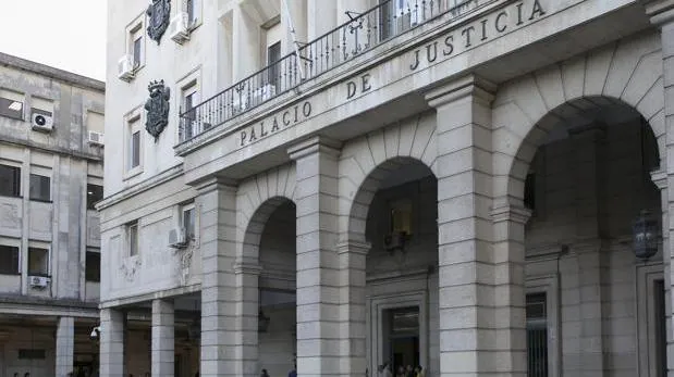 Un caso de estafa a personas acuciadas por las deudas tarda 14 años en juzgarse en Sevilla