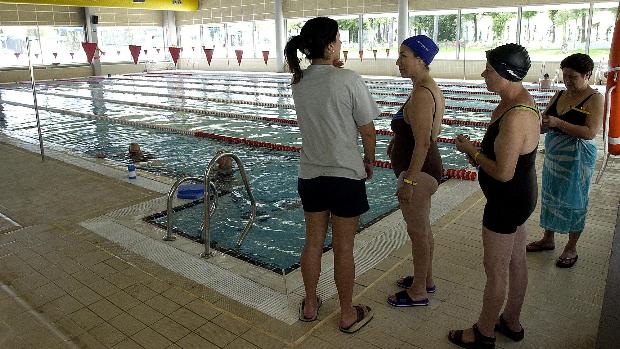 El Ayuntamiento de Sevilla suspende el mantenimiento de piscinas municipales