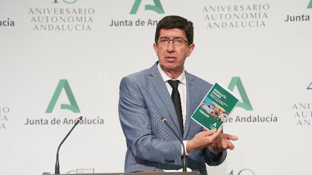 Juan Marín: «La digitalización será pieza fundamental para el sector turístico»