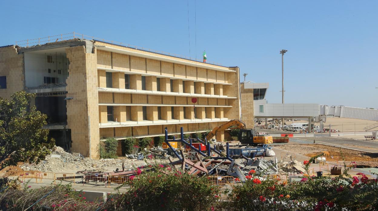 Obras en la terminal del aeropuerto de San Pablo