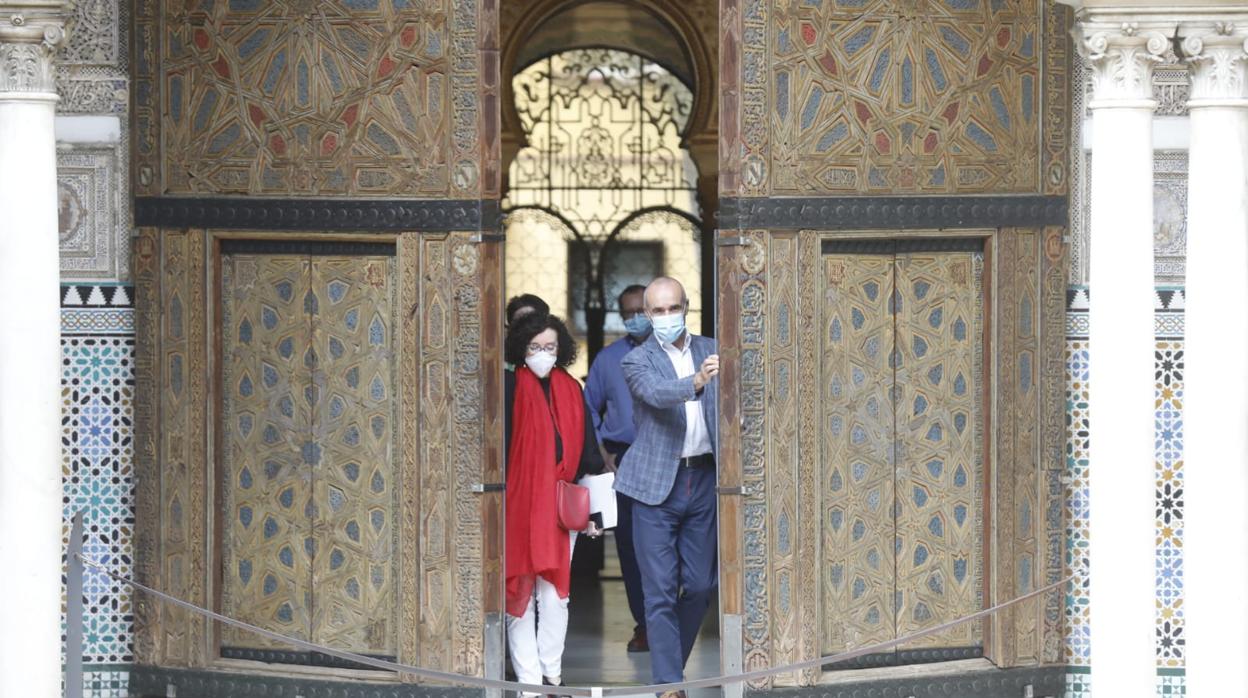 Isabel Rodríguez y Antonio Muñoz abren las puertas del recinto palaciego