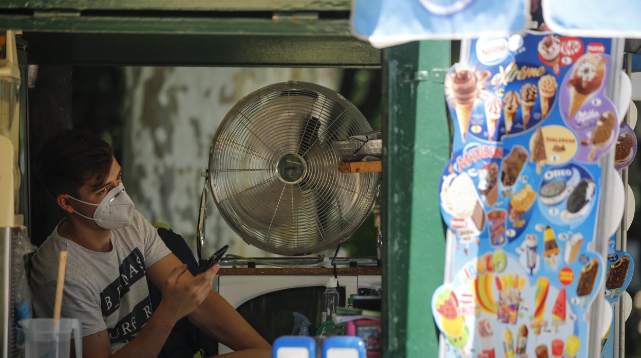 El verano y la nueva normalidad han comenzado con temperaturas muy altas en Sevilla