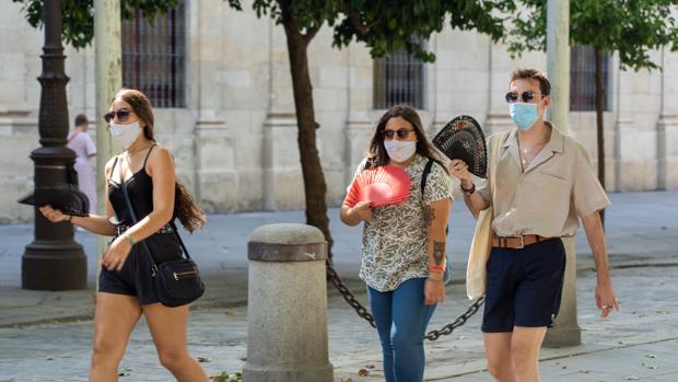 Otro nuevo caso de coronavirus en Sevilla se suma a los dos del martes, aunque no hay ningún rebrote