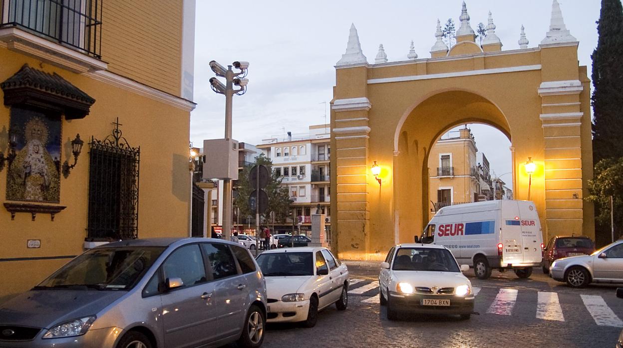 El nuevo sistema de cámaras ha despertado críticas de comerciantes y la oposición municipal