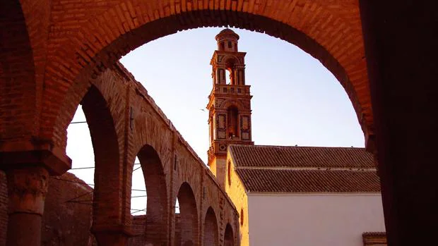 Las raíces gótico-mudéjares de la provincia de Sevilla en una guía