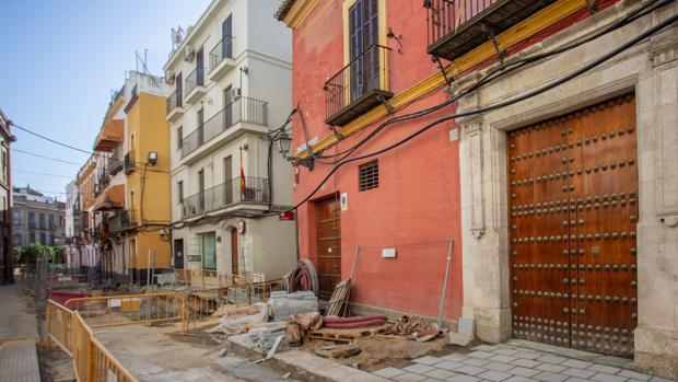 Personalidades sevillanas se unen al manifiesto en defensa de la pavimentación histórica de Sevilla