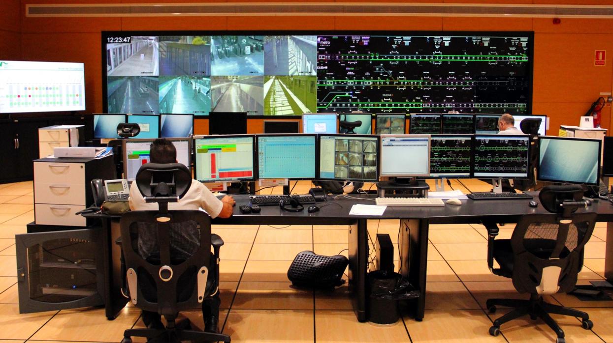 Sala de control del Metro de Sevilla