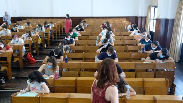 Más de 2.300 estudiantes se examinan a partir de lunes de Selectividad