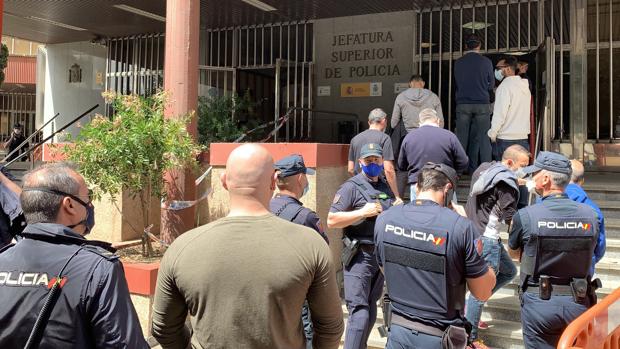 Malestar en la plantilla de la Policía Nacional de Sevilla por traslados internos «arbitrarios»