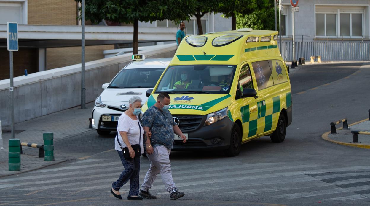 Inmediaciones del hospital Virgen del Rocío de Sevilla