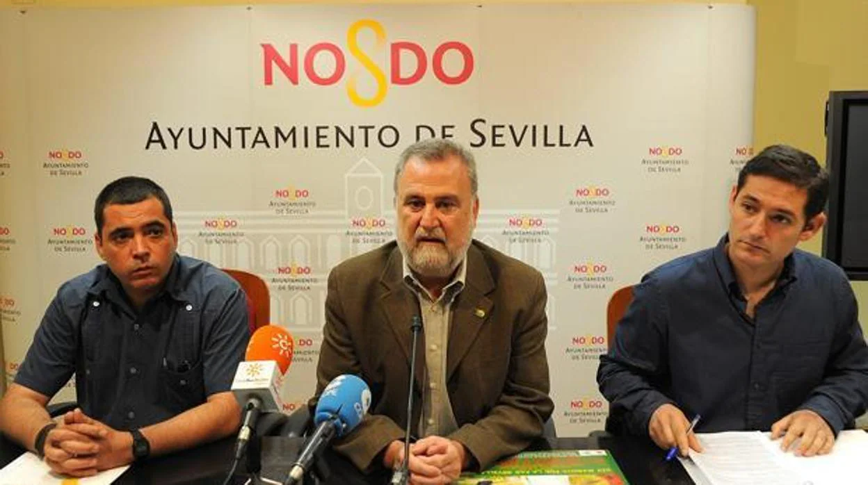 Carlos Vázquez, Antonio Rodrigo Torrijos y Miguel López Adán, en una imagen de 2009