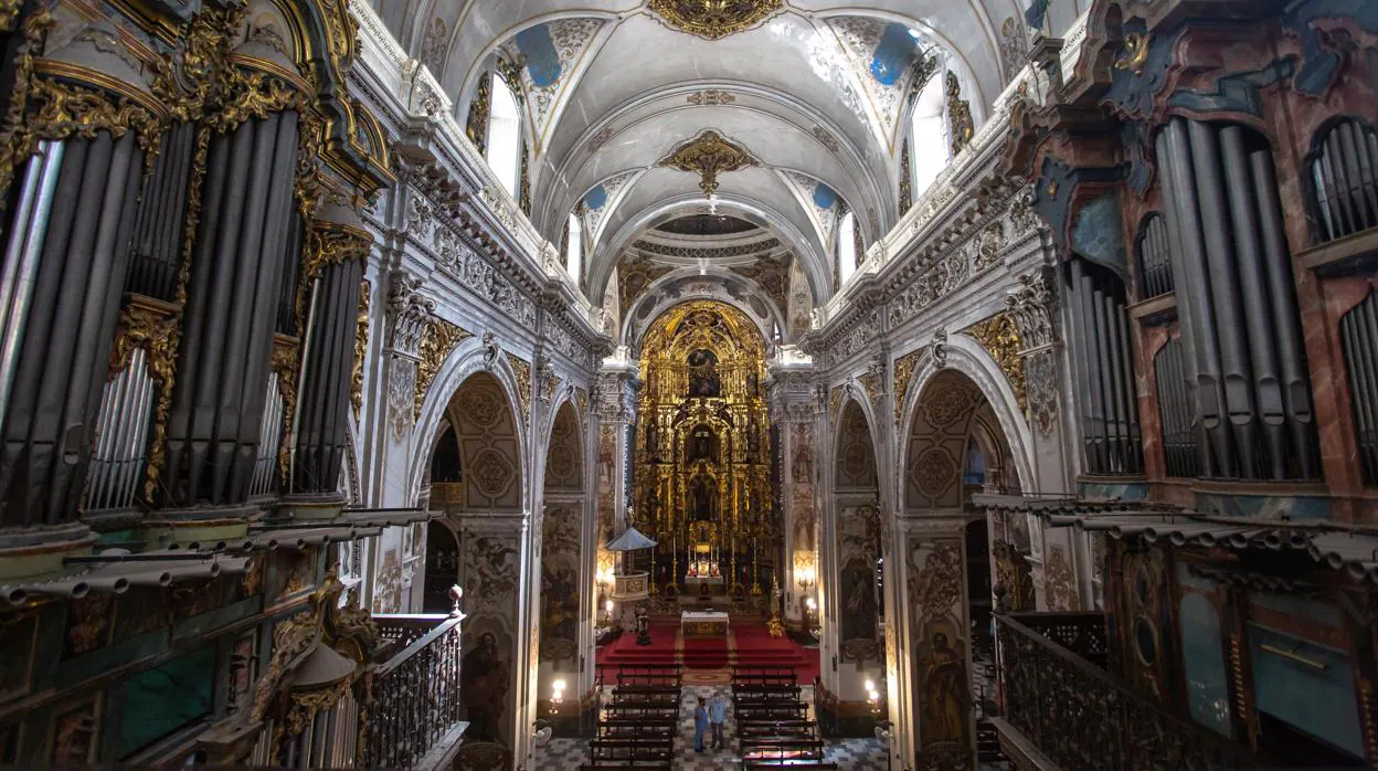 Vista del interior de la parroquia de la Magdalena