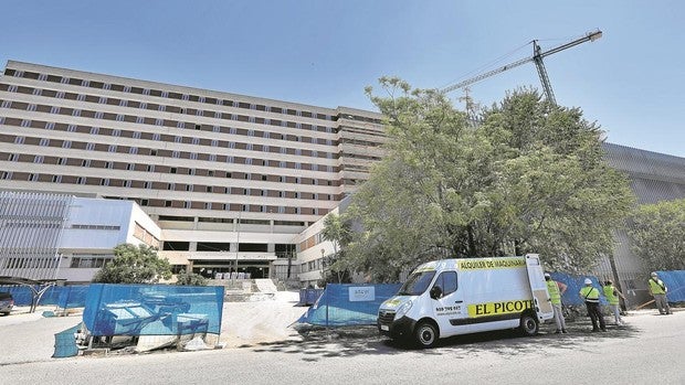 El Hospital Militar de Sevilla va en plazo y podrá  luchar contra el Covid-19