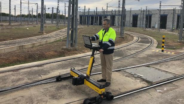 El metro de Sevilla utiliza tecnología láser para detectar averías en la línea