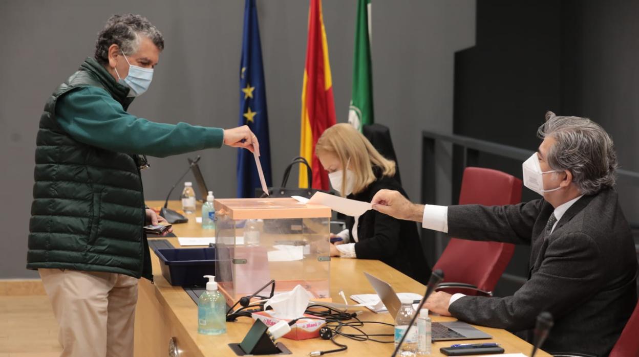 Votaciones rectorales en la Universidad de Sevilla