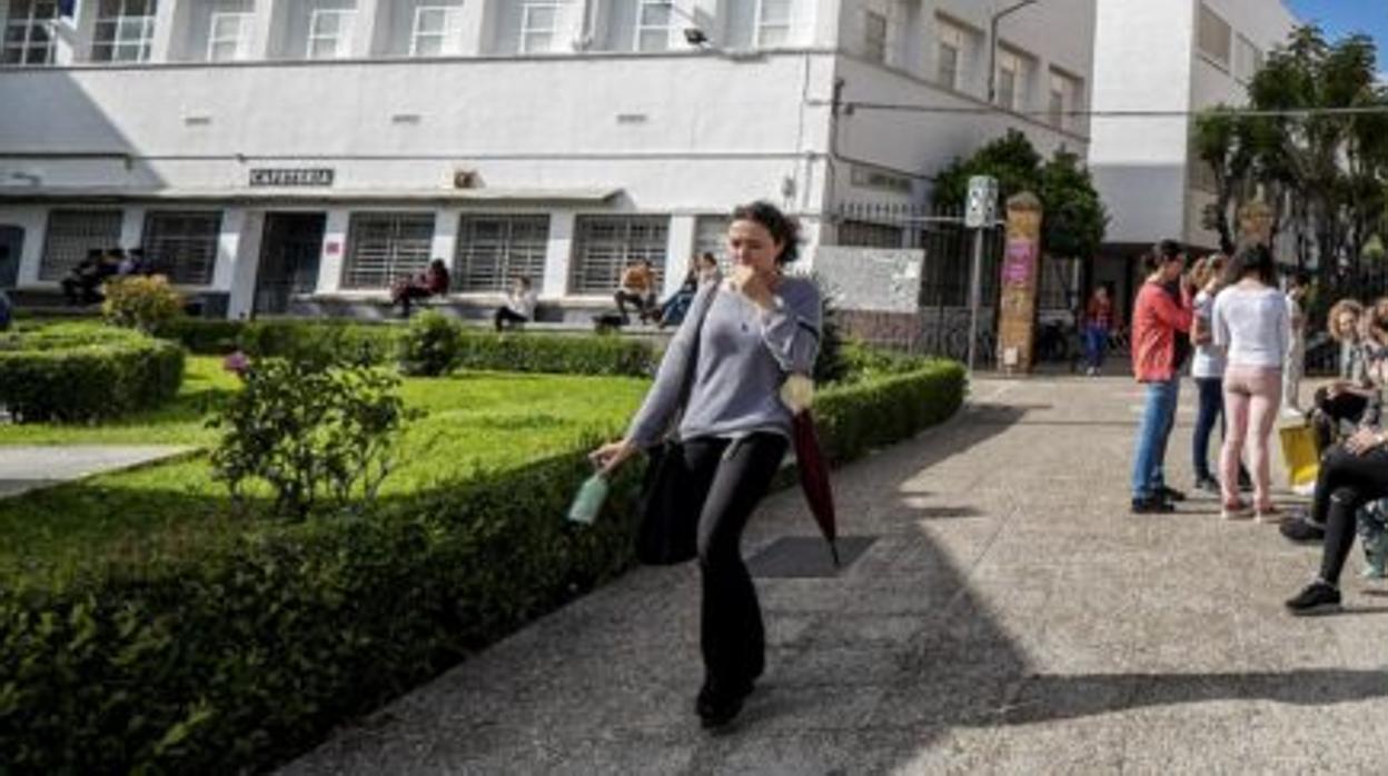 Alumnos de la Facultad de Medicina de Sevilla