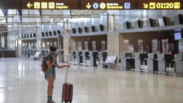 El tráfico cayó un 91% en noviembre en el aeropuerto de Sevilla por las restricciones