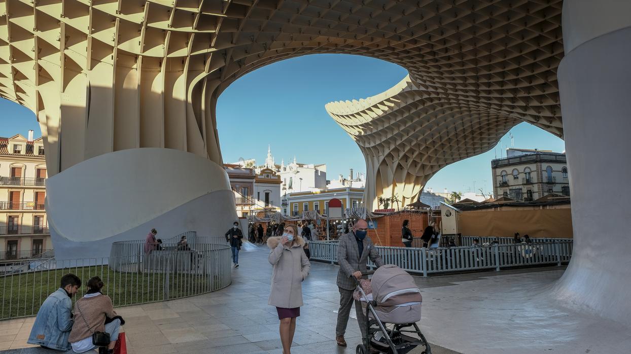 Ambiente navideño en las Setas de la Encarnación