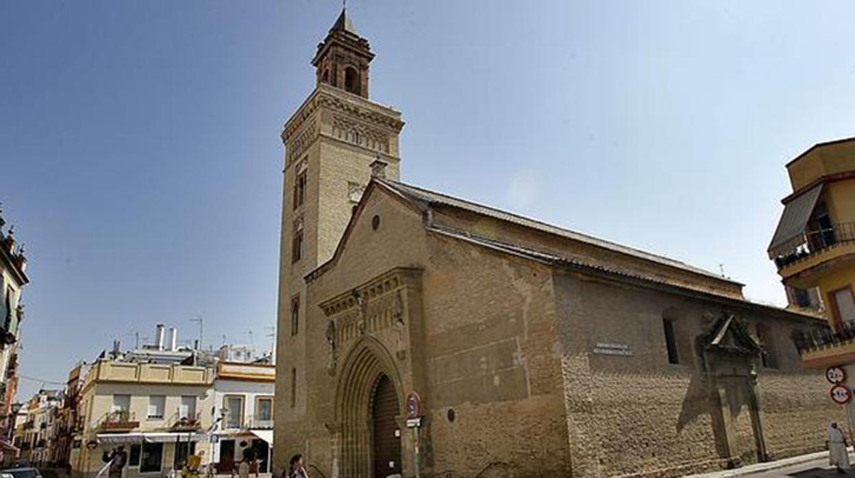 Plaza de San Marcos, con la iglesia en posición central