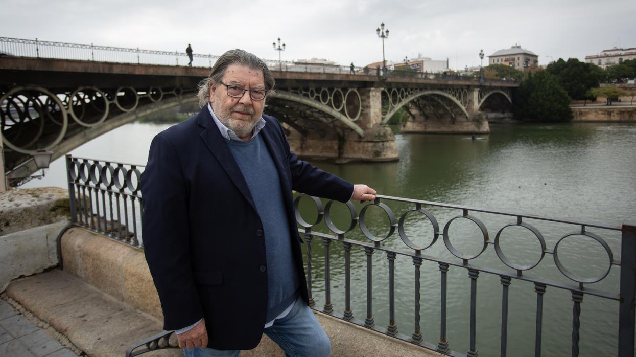 Juan Antonio Molina Gómez en El Altozano a los pies del Guadalquivir