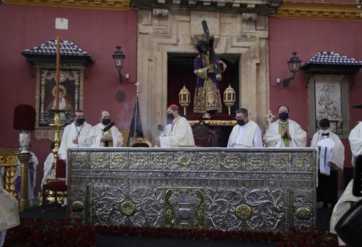 Misa del Gran Poder el 1 de octubre de 2020, en la que participó Juan del Río como concelebrante