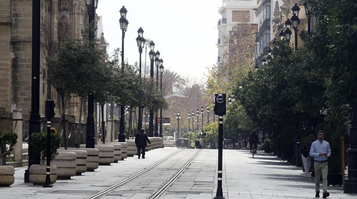 En mangas de camisa una mañana de enero en Sevilla