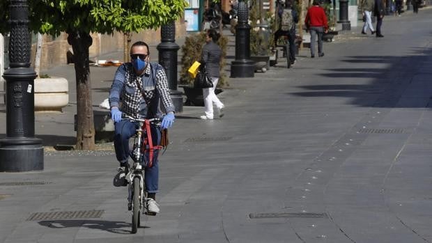 Aumento de fallecidos en Sevilla en una jornada en la que se estabilizan los contagios por Covid-19