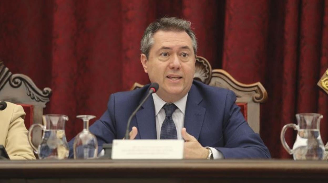 Juan Espadas, durante la presentación del Plan Estratégico de Sevilla 2030