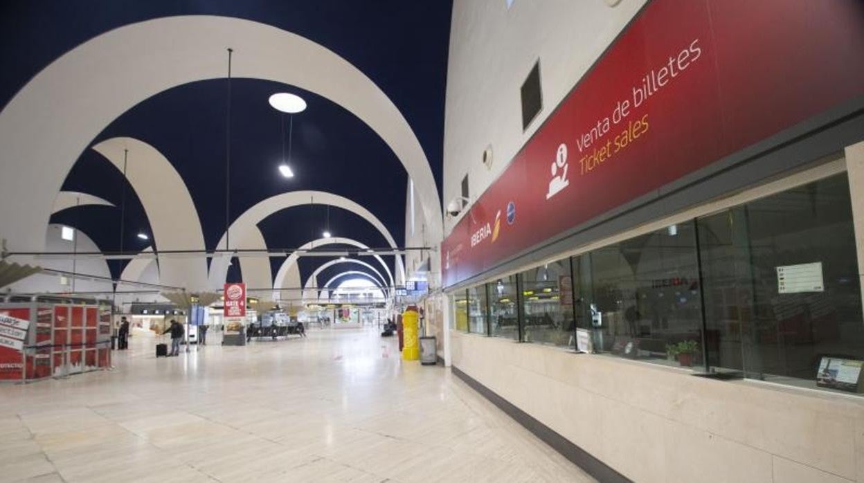 El aeropuerto de Sevilla ha registrado menos visita en febrero