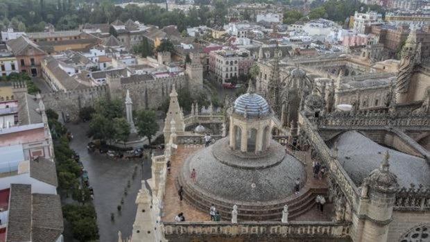 Sevilla inicia el camino para convertirse en destino turístico inteligente