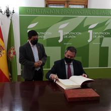 Espadas, con el presidente de la Diputación de Jaén, Reyes