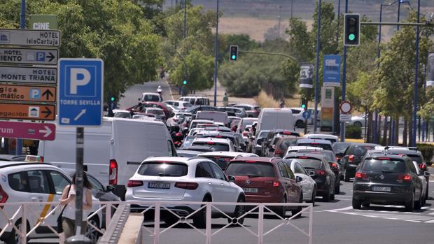 Guerra al coche en Sevilla: las diez claves de la revolución del tráfico