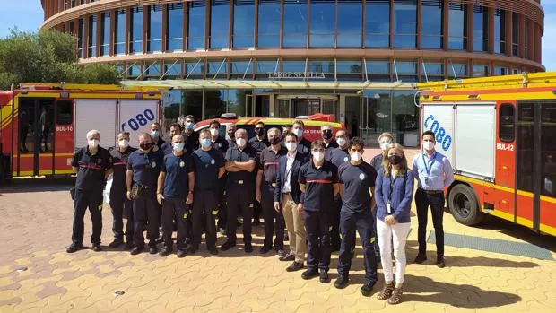 Torre Sevilla acoge la formación de 200 bomberos para intervenciones en situaciones de emergencia