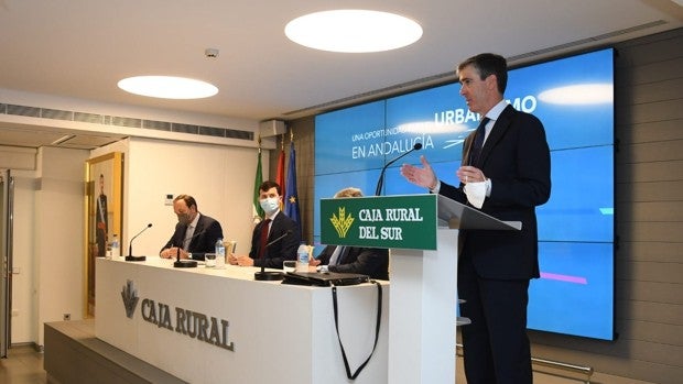 Constructores y promotores de Sevilla muestran su apoyo a la ley del suelo de Andalucía