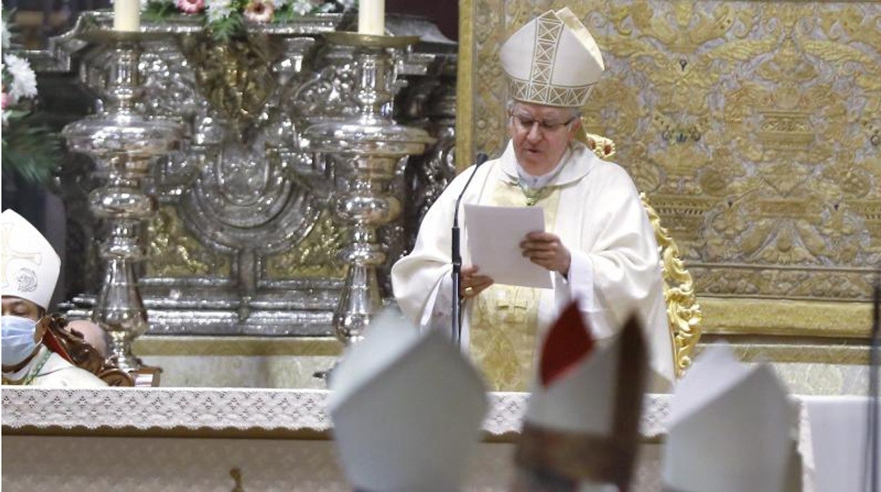 Toma de posesión del arzobispo en la Catedral