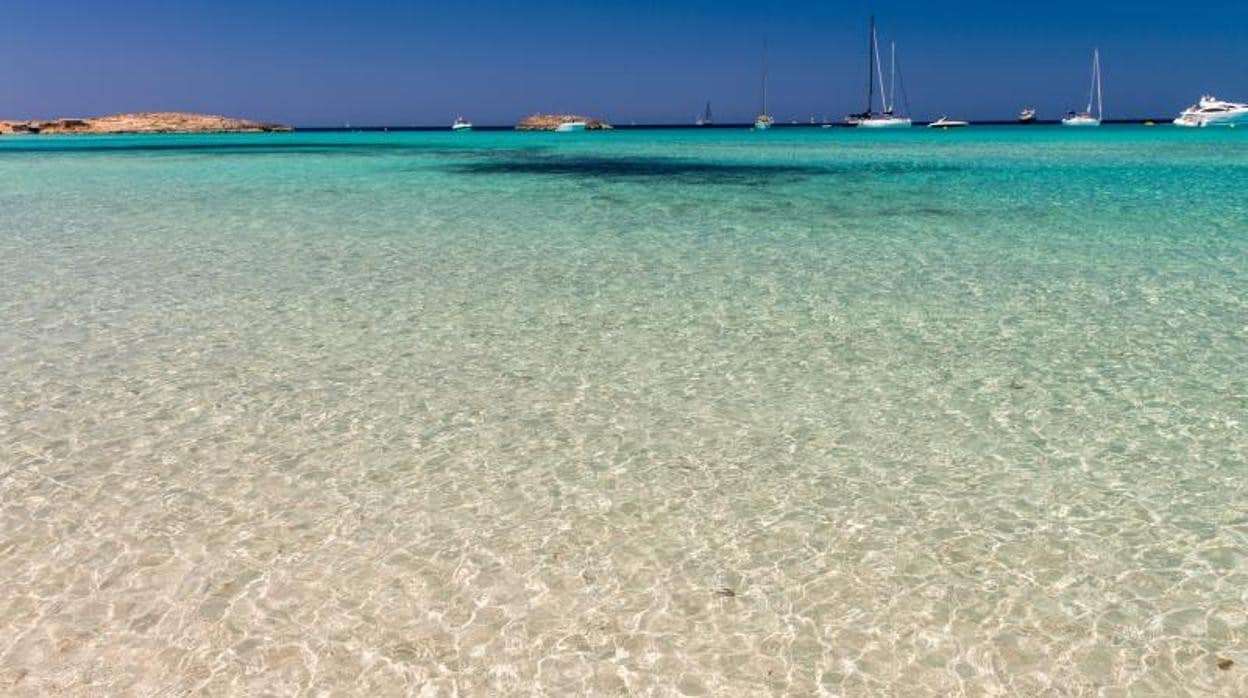 Imagen de la playa de Ses Illetes en Formentera