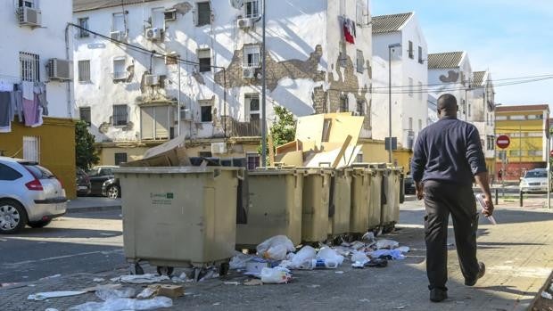 Fomento abandera junto al Gran Poder la regeneración de Los Pajaritos, el barrio más pobre de España