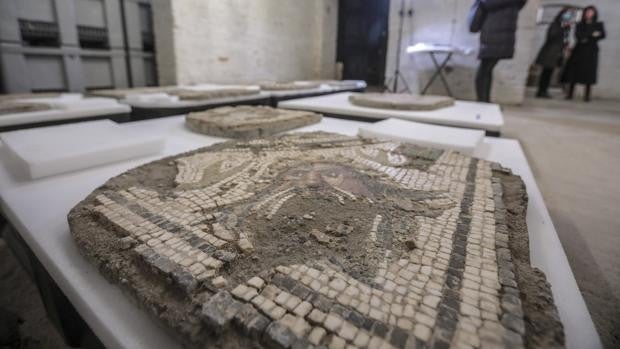 El desmontaje de los mosaicos, otro paso en la reforma del Museo Arqueológico de Sevilla