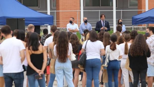 La Universidad Pablo de Olavide dará clases en los pinares por el Covid